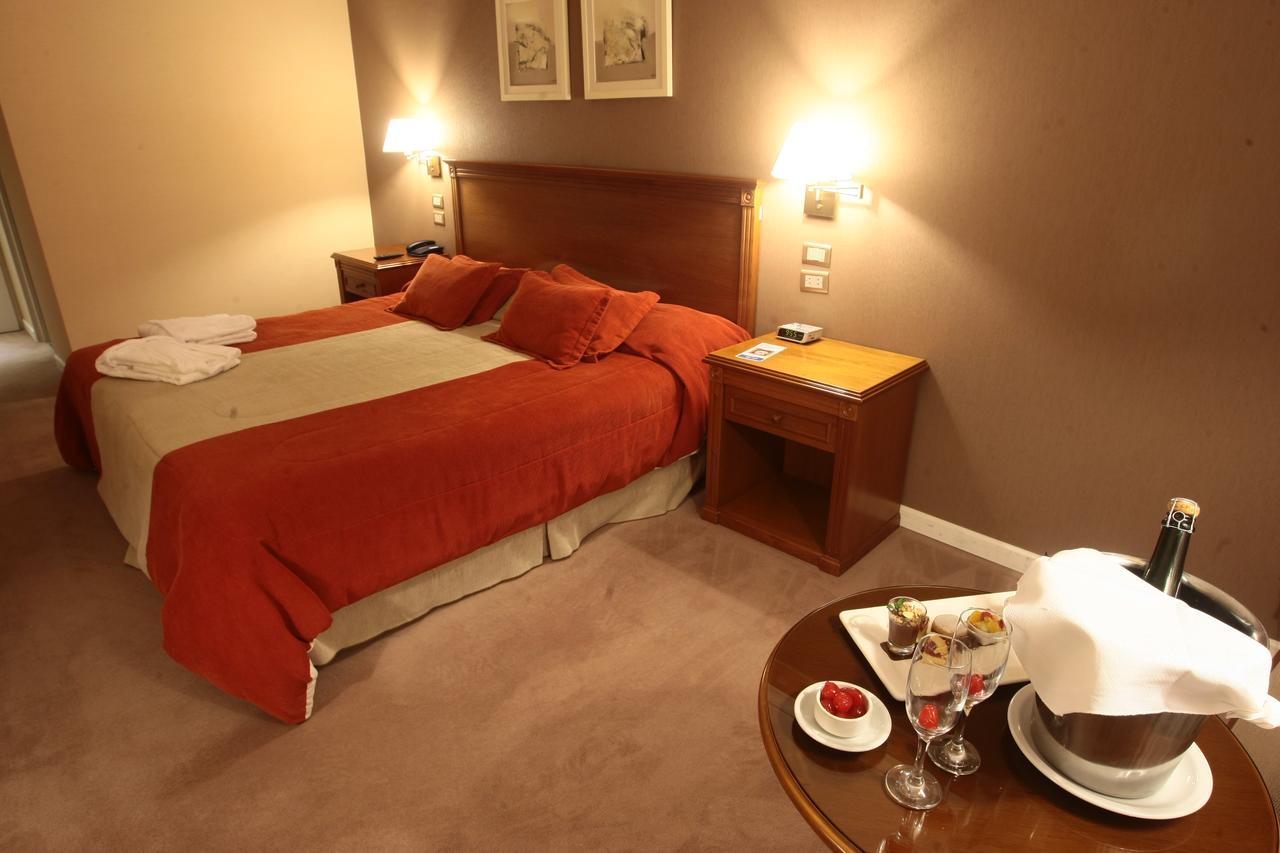 Howard Johnson Villa Maria Hotel Y Casino Bagian luar foto